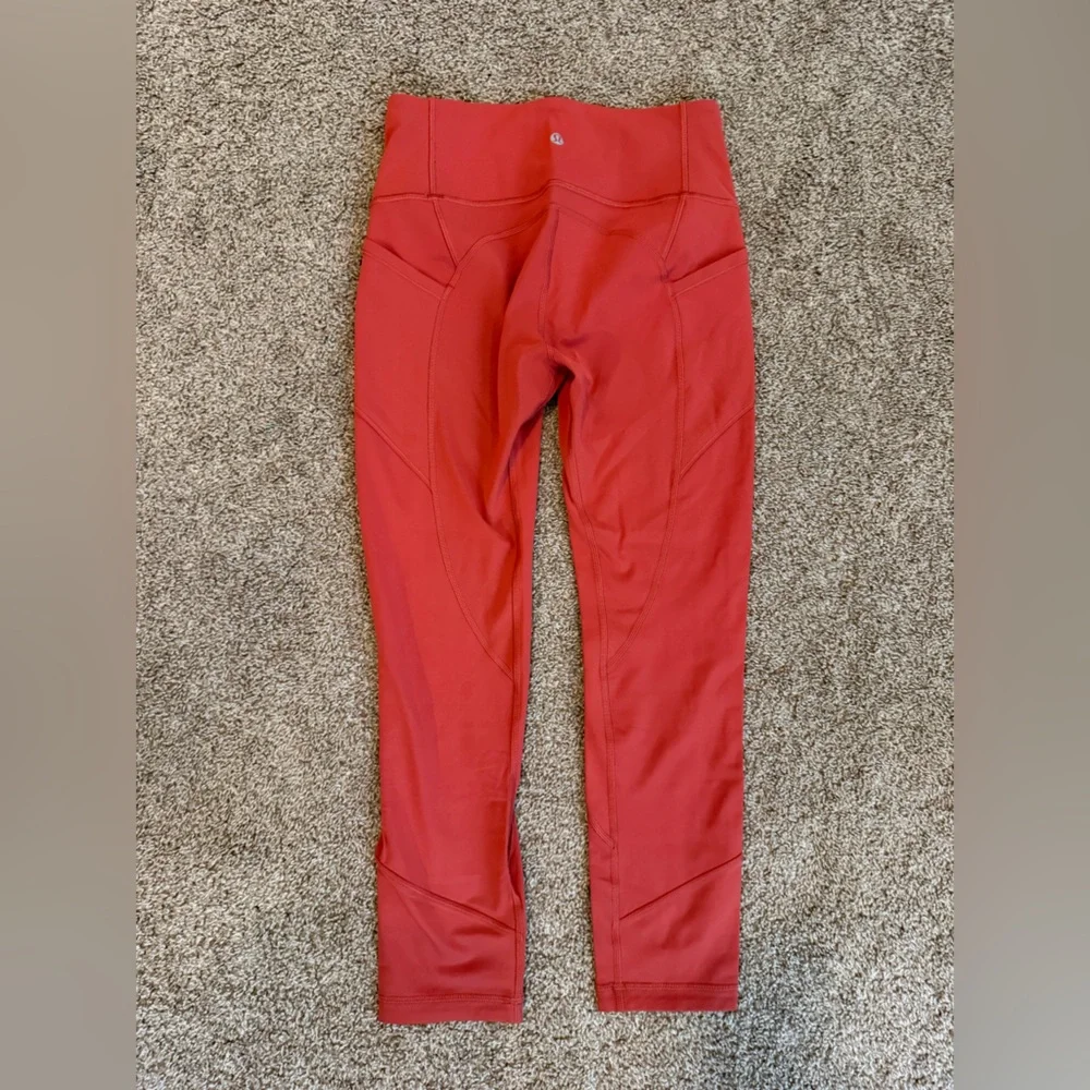 Lululemon women’s 6 Red crop Leggings all the right places Persian red - Picture 8 of 11